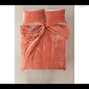 UO Crushed Velvet Duvet & sham pillows